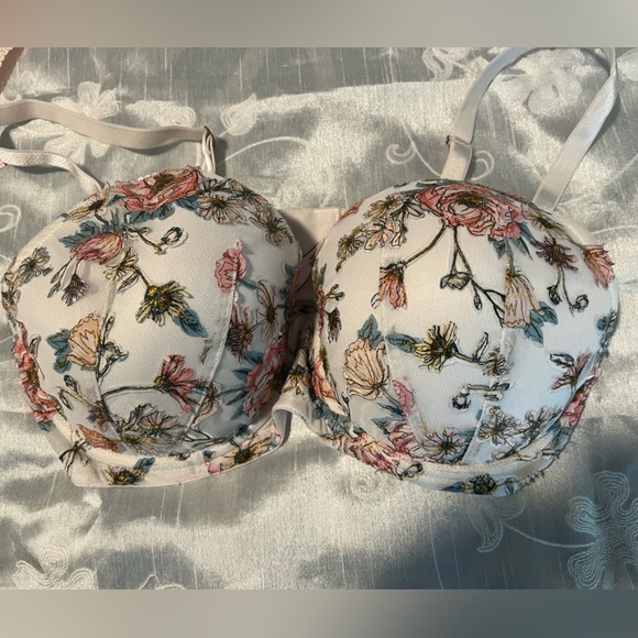 Victoria's Secret Other - Victoria Secret Sexy Floral Bra